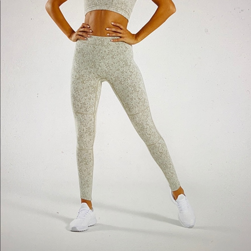 Gymshark Fleur Leggings